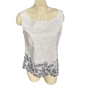 Antonio Melani Pretty Top in White or Very Light Cream with Black Size Small